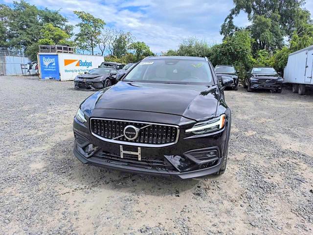 Aukcja sprzedaży 2026 Volvo V60 Cross Country, vin: YV4L12WK0T2170119, numer aukcji: 67754906