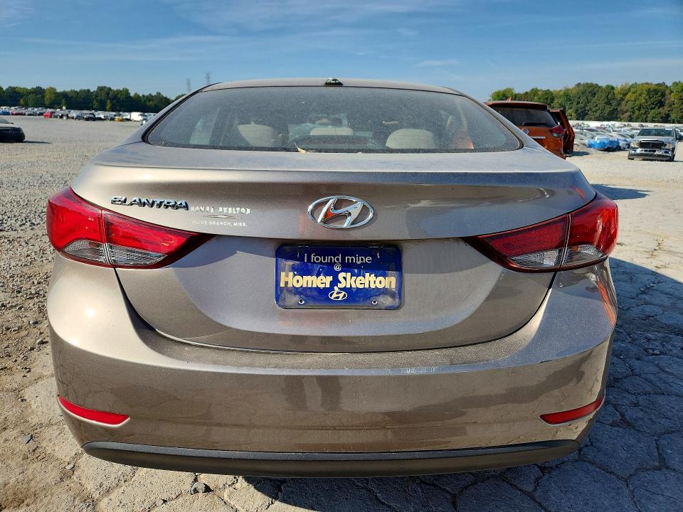 2016 Hyundai Elantra მანქანა იყიდება აუქციონზე, vin: 5NPDH4AE8GH763165, აუქციონის ნომერი: 71051106