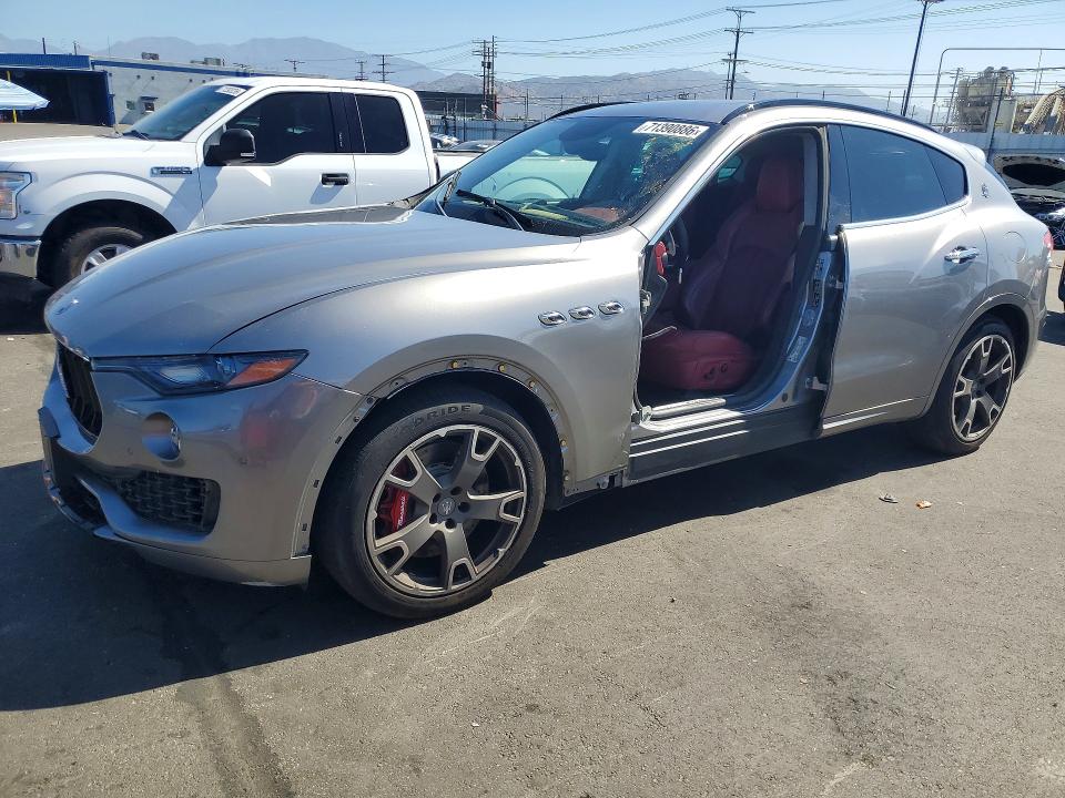 71390886 :رقم المزاد ، ZN661YUS1HX253606 vin ، 2017 Maserati Levante مزاد بيع