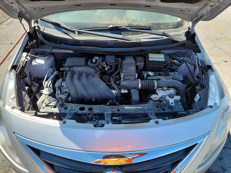 68515526 :رقم المزاد ، 3N1CN7AP8KL806258 vin ، 2019 Nissan Versa مزاد بيع