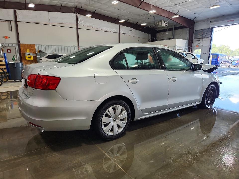 2013 Volkswagen Jetta მანქანა იყიდება აუქციონზე, vin: 3VW2K7AJ8DM216665, აუქციონის ნომერი: 68664976