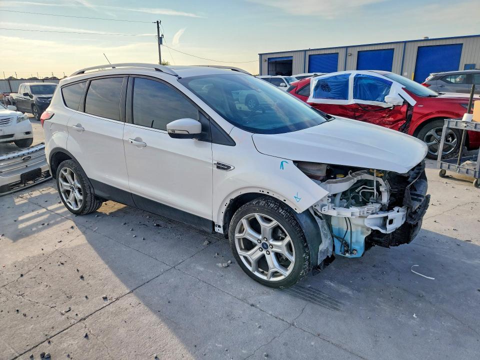 69212916 :رقم المزاد ، 1FMCU0J91KUC51986 vin ، 2019 Ford Escape مزاد بيع