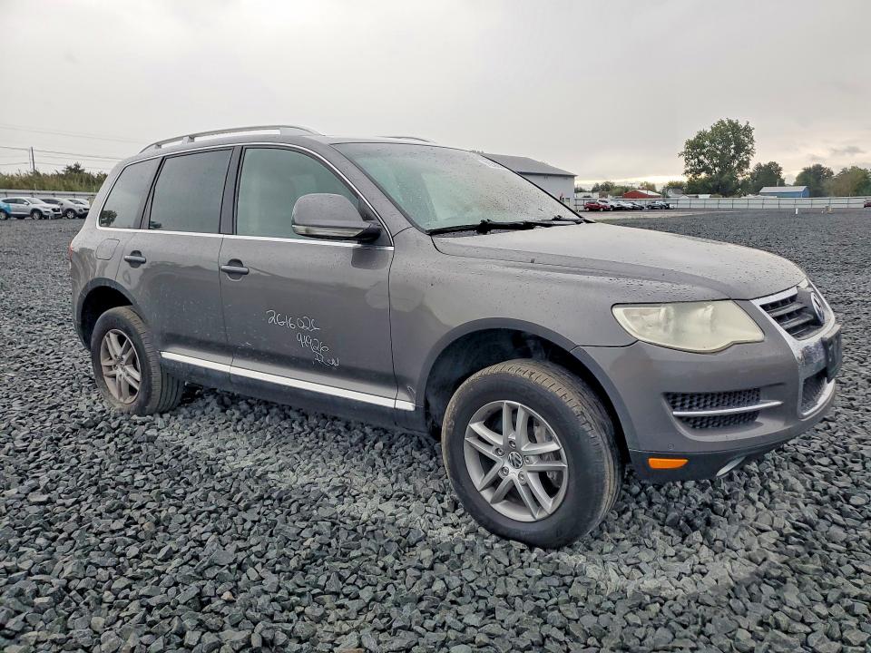 2009 Volkswagen Touareg 2 მანქანა იყიდება აუქციონზე, vin: WVGBE77LX9D017182, აუქციონის ნომერი: 70038656