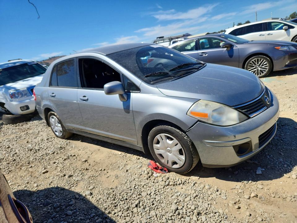 68042476 :رقم المزاد ، 3N1BC1AP1BL497957 vin ، 2011 Nissan Versa مزاد بيع