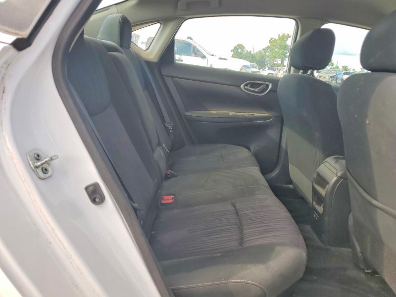 2019 Nissan Sentra მანქანა იყიდება აუქციონზე, vin: 3N1AB7AP1KL615040, აუქციონის ნომერი: 70686176
