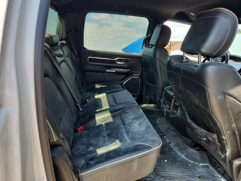68178256 :رقم المزاد ، 1C6SRFJT4MN805414 vin ، 2021 Ram 1500 مزاد بيع