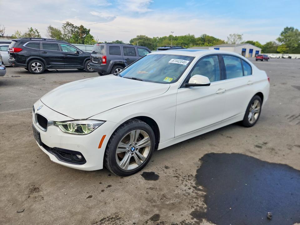 Продаж на аукціоні авто 2017 Bmw 330, vin: WBA8D9G33HNU64830, номер лоту: 67442046