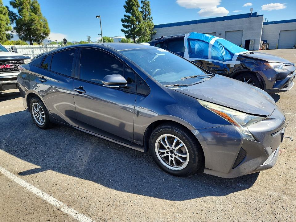 2016 Toyota Prius მანქანა იყიდება აუქციონზე, vin: JTDKBRFU7G3022720, აუქციონის ნომერი: 70920776