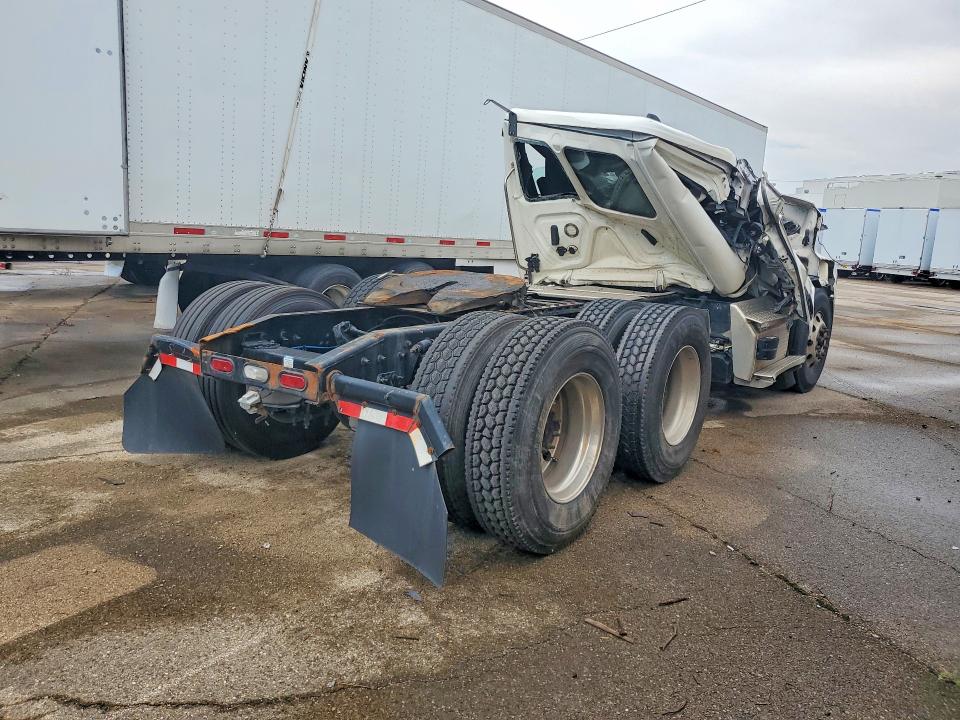 Продаж на аукціоні авто 2022 Freightliner Cascadia 116, vin: 3AKJHTDV4NSNT8126, номер лоту: 69535166
