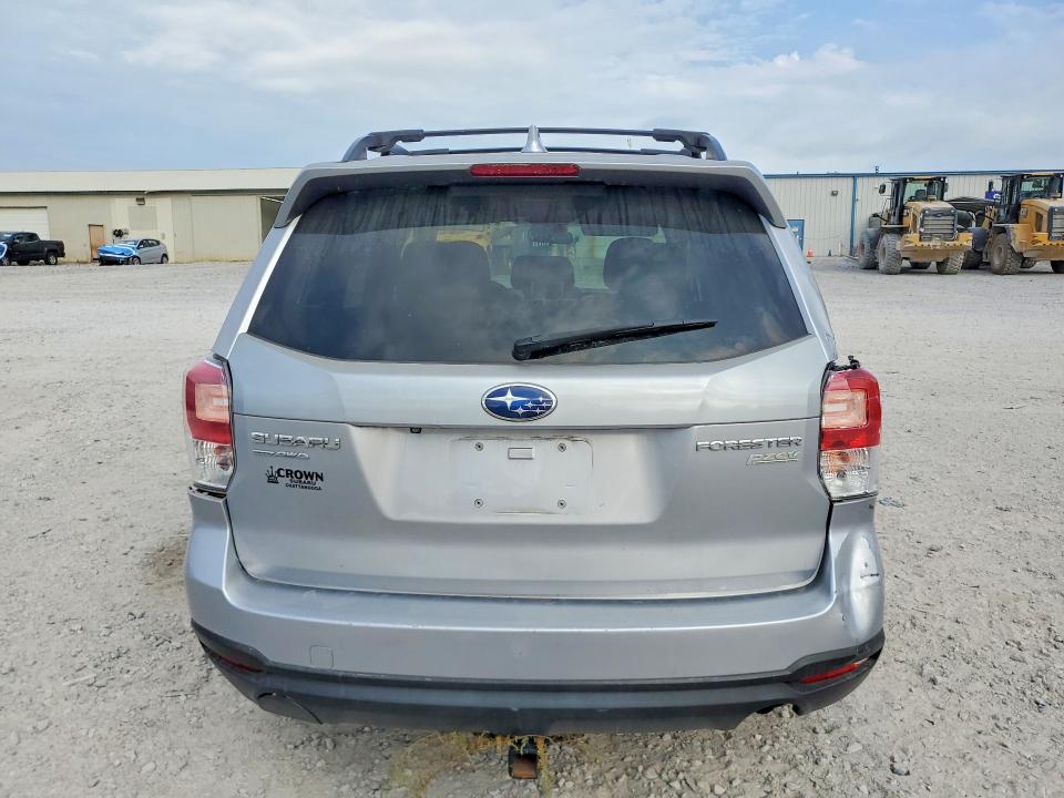 68316136 :رقم المزاد ، JF2SJAEC9HH800972 vin ، 2017 Subaru Forester مزاد بيع