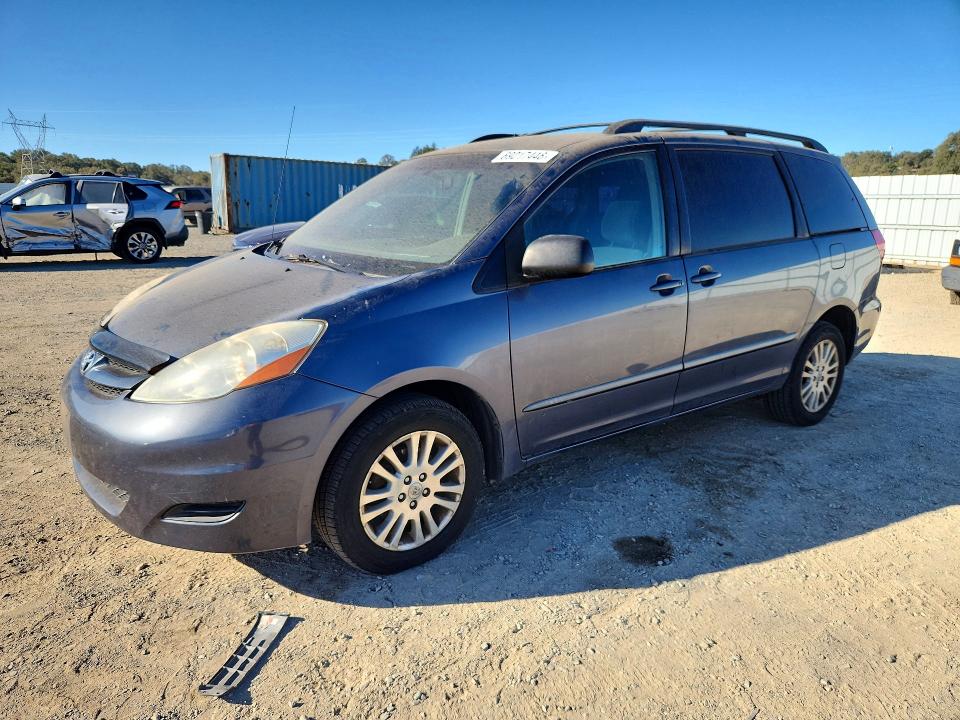 Aukcja sprzedaży 2010 Toyota Sienna, vin: 5TDJK4CC5AS029424, numer aukcji: 69217446