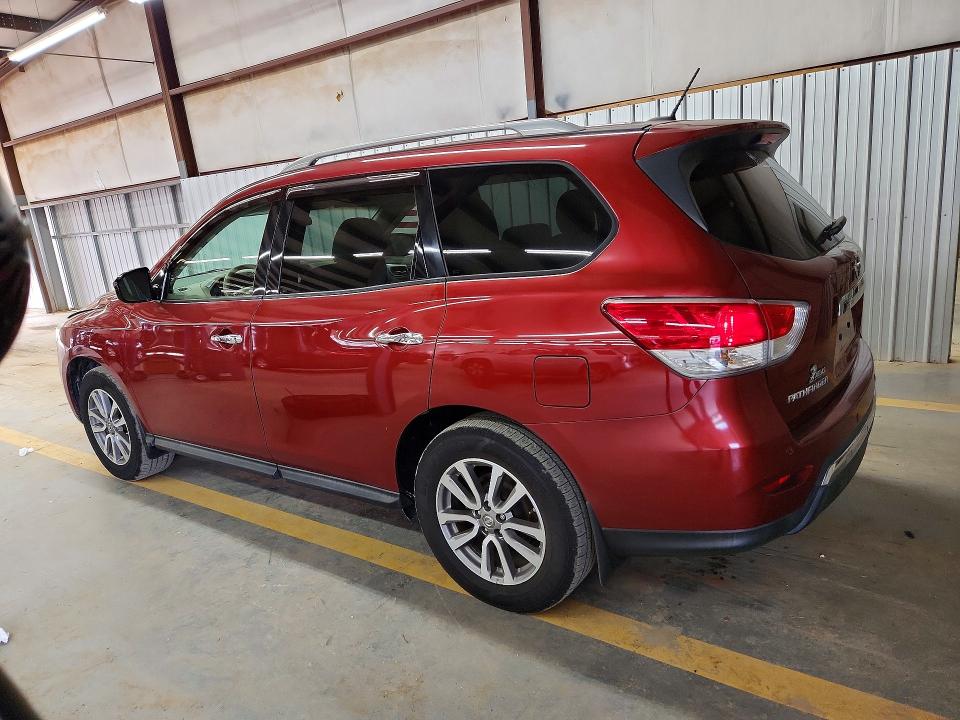 68970146 :رقم المزاد ، 5N1AR2MN0DC624800 vin ، 2013 Nissan Pathfinder مزاد بيع