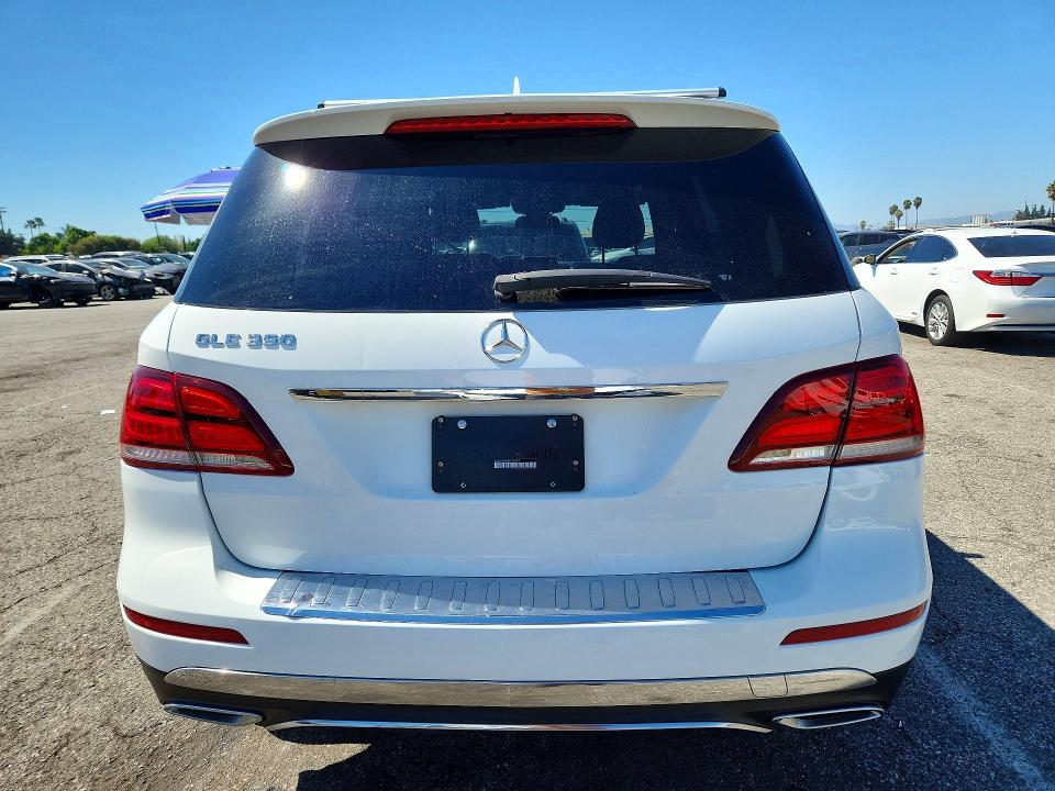 Продаж на аукціоні авто 2018 Mercedes-benz Gle, vin: 4JGDA5JBXJB175837, номер лоту: 70133576