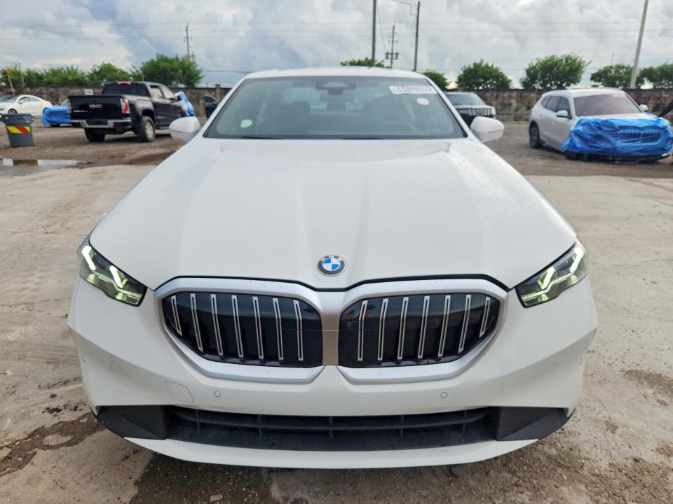 68432686 :رقم المزاد ، WBA53FJ0XTCX42565 vin ، 2026 Bmw 530 مزاد بيع