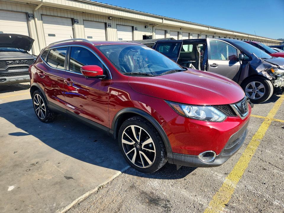 70483846 :رقم المزاد ، JN1BJ1CR1KW313373 vin ، 2019 Nissan Rogue Sport مزاد بيع