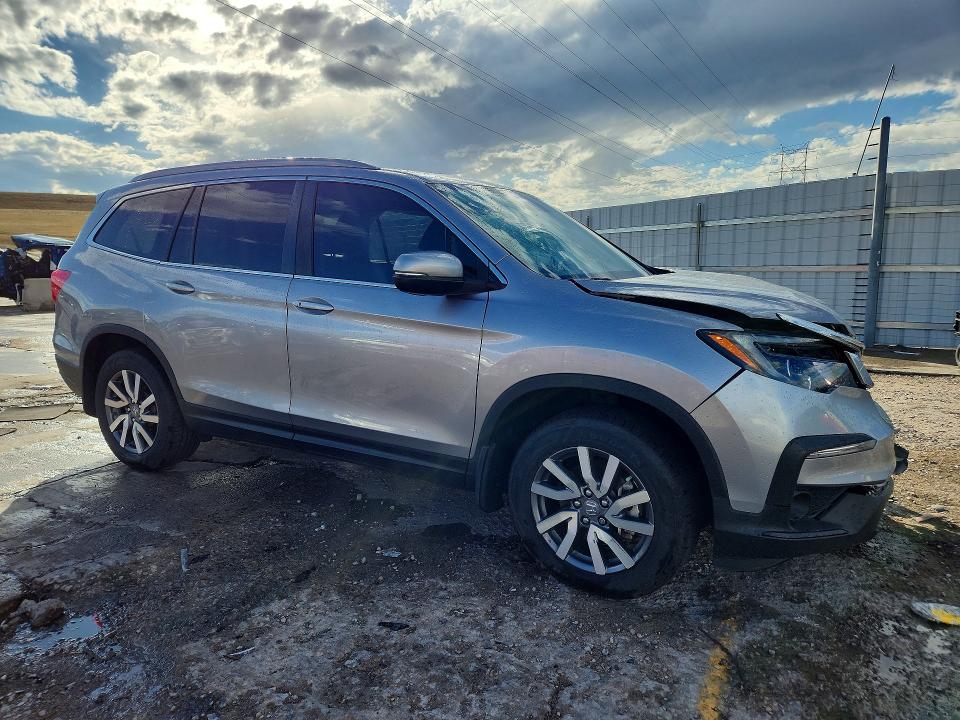Продажа на аукционе авто 2021 Honda Pilot, vin: 5FNYF6H5XMB102885, номер лота: 68077346