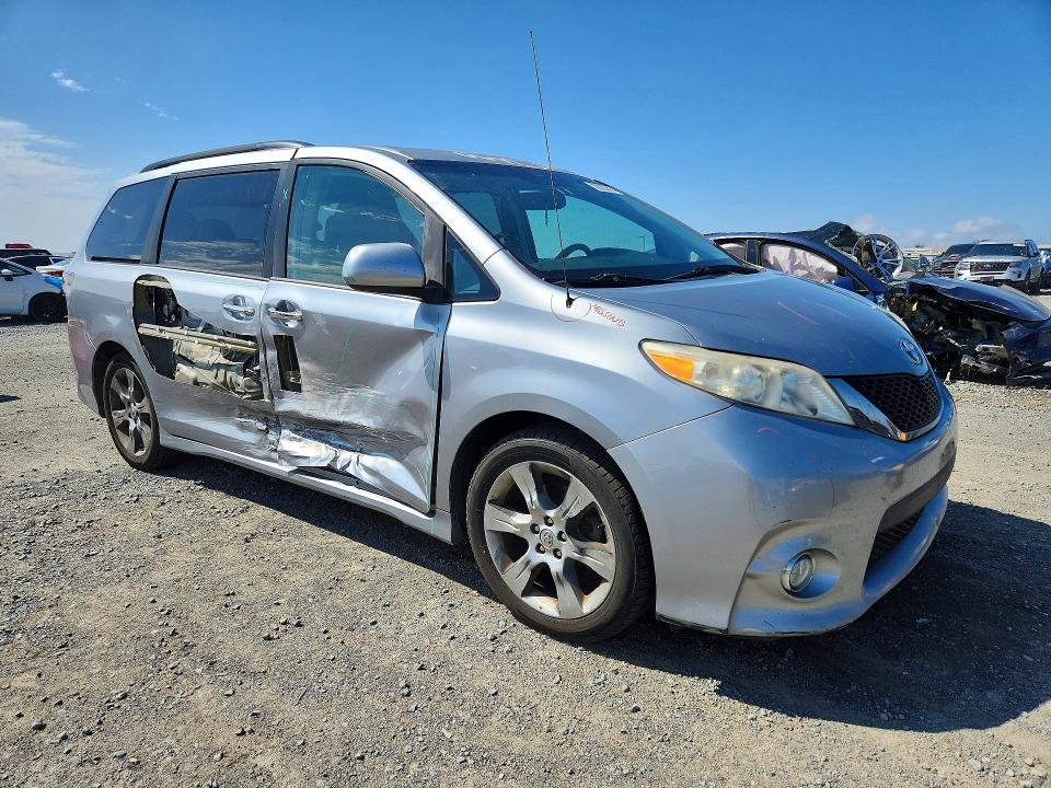 Aukcja sprzedaży 2013 Toyota Sienna, vin: 5TDXK3DC4DS368568, numer aukcji: 70835246