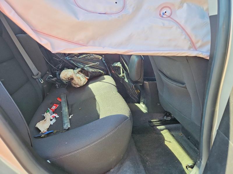 67244696 :رقم المزاد ، 1G1PC5SB8E7447930 vin ، 2014 Chevrolet Cruise مزاد بيع