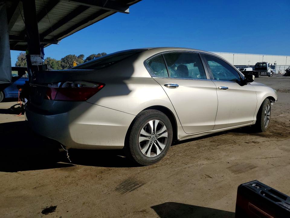 70742106 :رقم المزاد ، 1HGCR2F32EA255672 vin ، 2014 Honda Accord مزاد بيع
