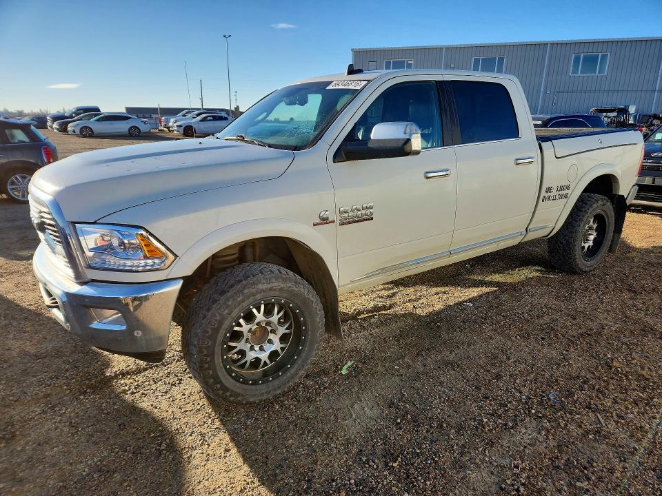69346816 :رقم المزاد ، 3C63R3FL5JG111282 vin ، 2018 Ram 3500 مزاد بيع