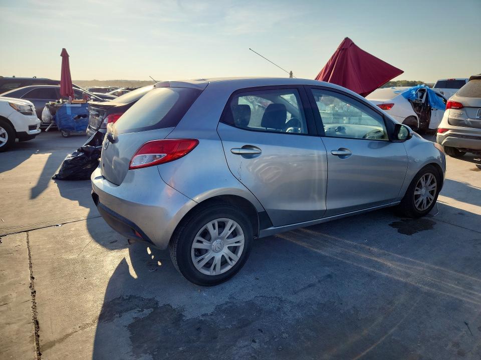 69430836 :رقم المزاد ، JM1DE1KY7D0170678 vin ، 2013 Mazda Mazda2 مزاد بيع