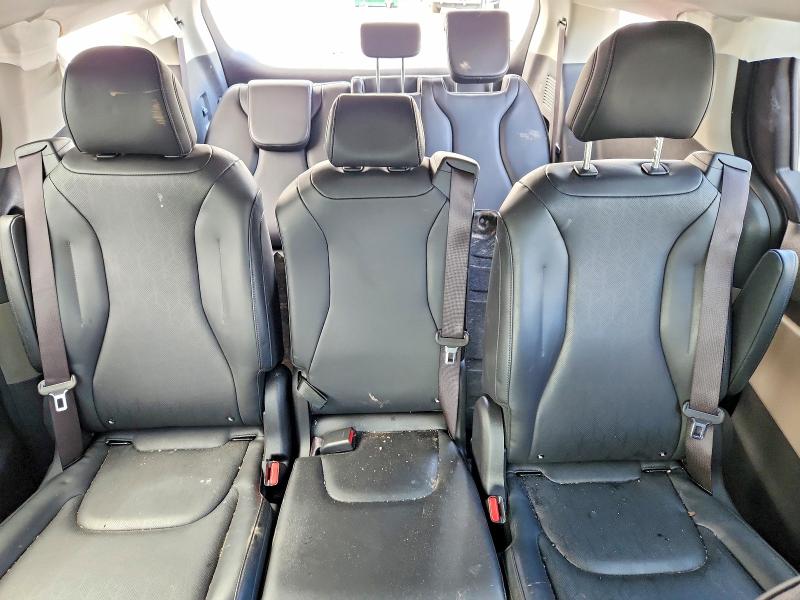 Auction sale of the 2025 Kia Carnival, vin: KNDNB5K34S6524093, lot number: 69580806