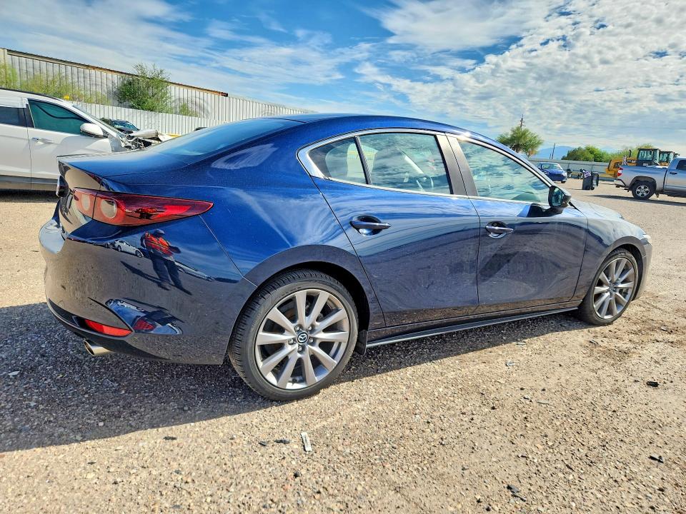 Продажа на аукционе авто 2022 Mazda 3, vin: JM1BPABL7N1507254, номер лота: 69252526