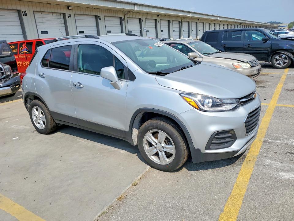 69541236 :رقم المزاد ، KL7CJPSB4JB597528 vin ، 2018 Chevrolet Trax مزاد بيع