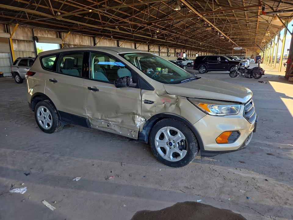 Продаж на аукціоні авто 2017 Ford Escape, vin: 1FMCU0F74HUC61184, номер лоту: 70854216