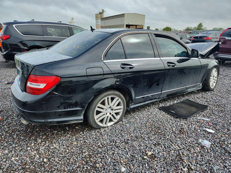 Продажа на аукционе авто 2009 Mercedes-benz C, vin: WDDGF54X29R077890, номер лота: 69084526