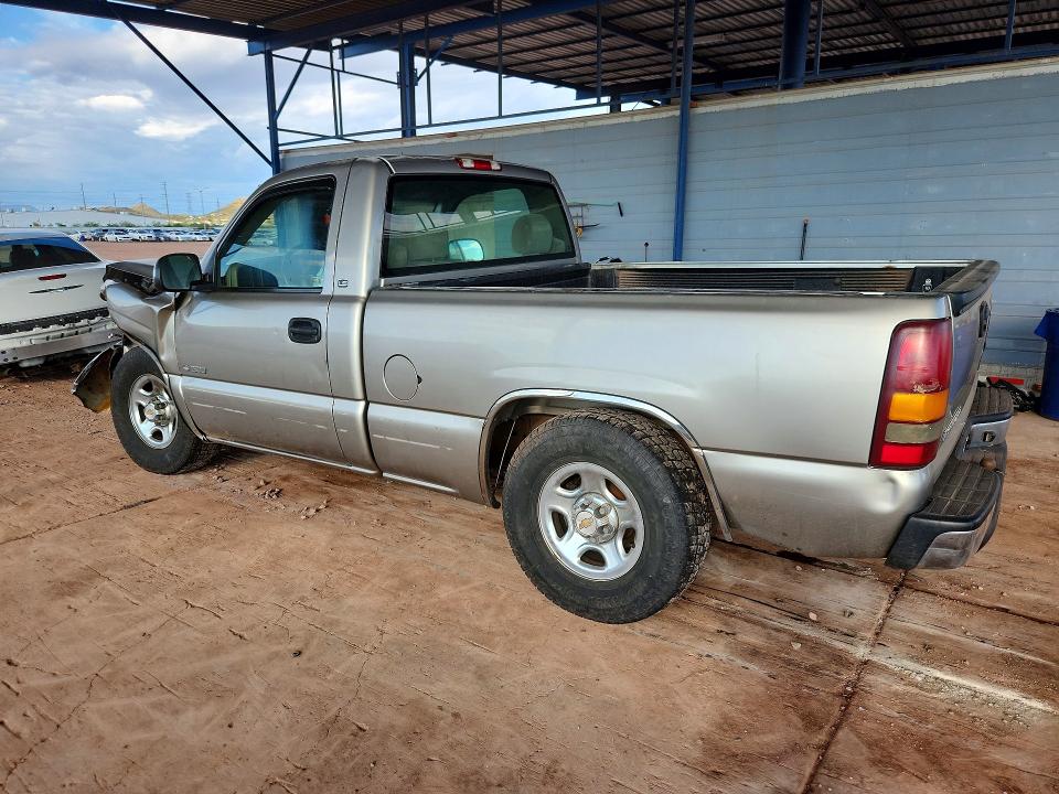 70721256 :رقم المزاد ، 1GCEC14T82Z182908 vin ، 2002 Chevrolet Silverado مزاد بيع
