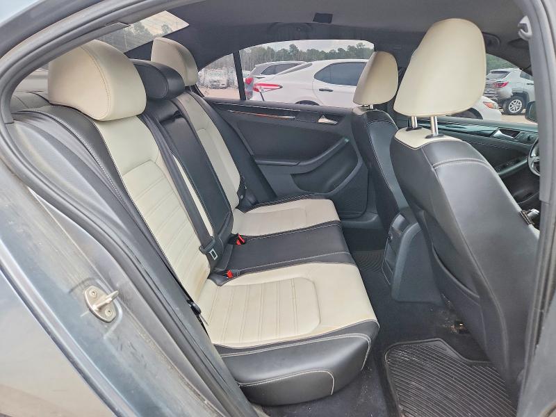 2015 Volkswagen Jetta მანქანა იყიდება აუქციონზე, vin: 3VWB17AJ7FM226223, აუქციონის ნომერი: 69826536