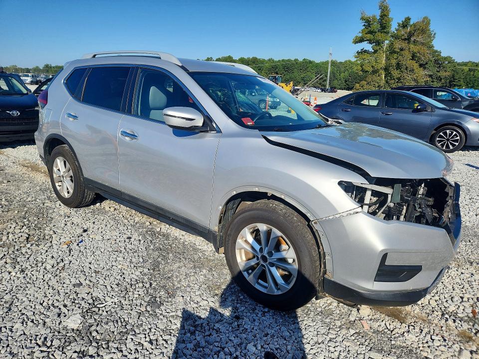 2018 Nissan Rogue მანქანა იყიდება აუქციონზე, vin: 5N1AT2MT2JC828865, აუქციონის ნომერი: 68862176