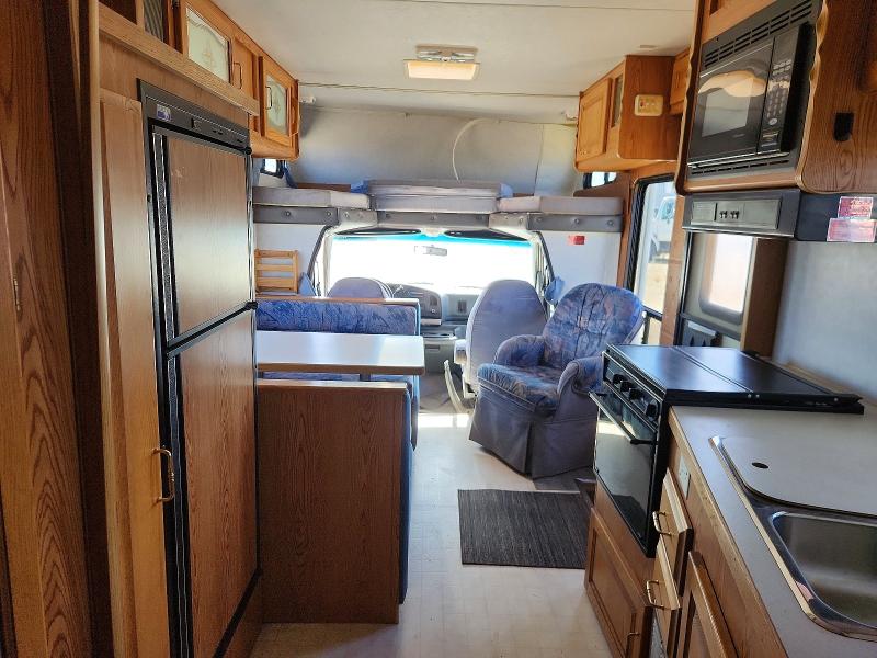 69039046 :رقم المزاد ، 1FDKE30G6THA72525 vin ، 1996 Ford Econoline مزاد بيع
