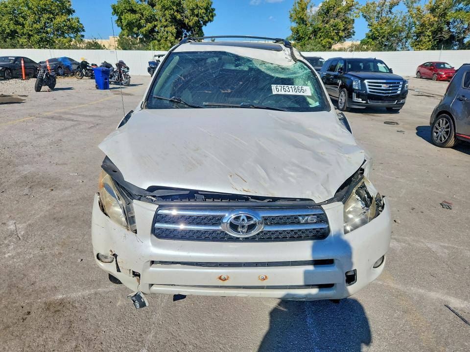 Продажа на аукционе авто 2008 Toyota Rav4, vin: JTMBK31V685048017, номер лота: 67631866
