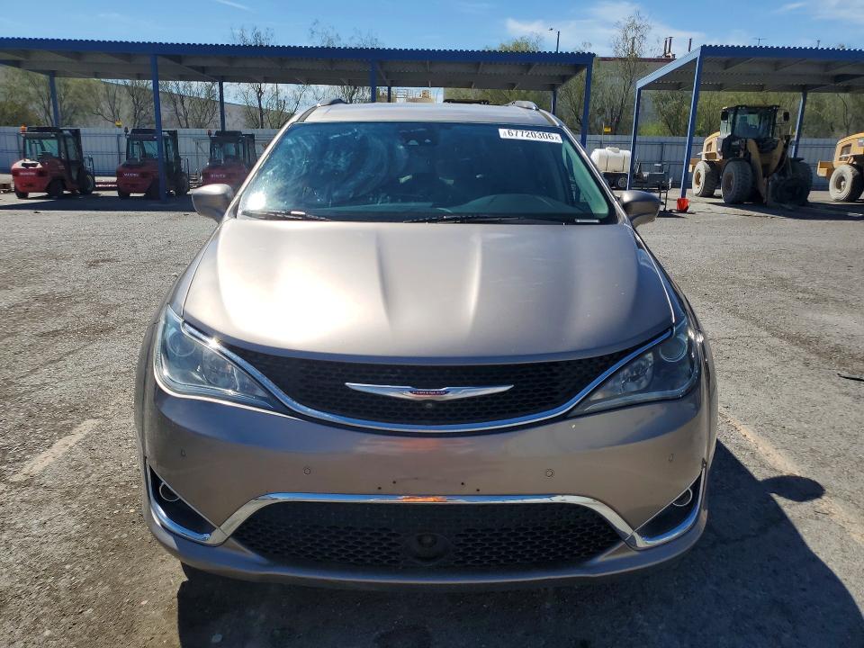 Продаж на аукціоні авто 2018 Chrysler Pacifica, vin: 2C4RC1EG4JR350426, номер лоту: 67720306