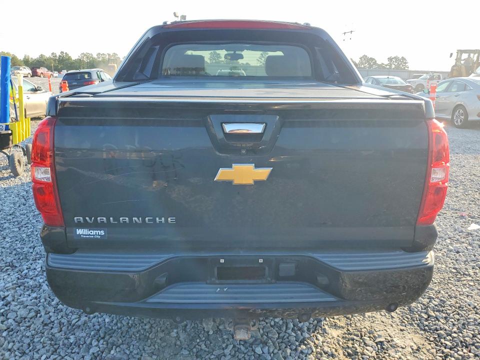 69035696 :رقم المزاد ، 3GNTKGE78DG250889         vin ، 2013 Chevrolet Avalanche مزاد بيع