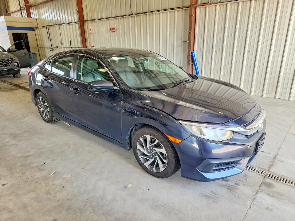 67549836 :رقم المزاد ، 19XFC2F75GE053926 vin ، 2016 Honda Civic مزاد بيع