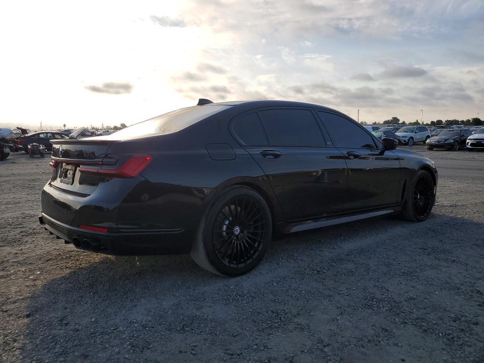 Продаж на аукціоні авто 2022 Bmw Alpina B7, vin: WBA7U2C1XNCH95597, номер лоту: 68992376