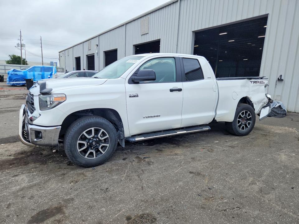Продажа на аукционе авто 2018 Toyota Tundra, vin: 5TFRY5F11JX229714, номер лота: 69707376