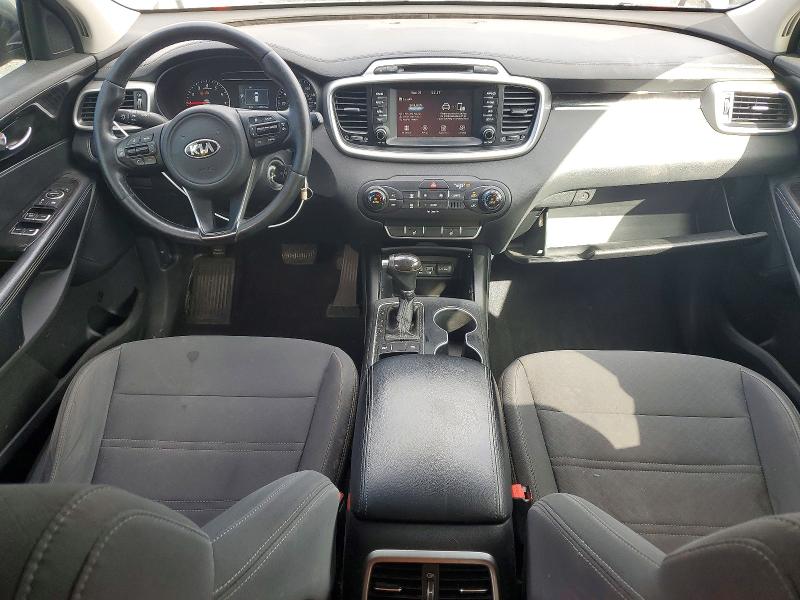 2017 Kia Sorento მანქანა იყიდება აუქციონზე, vin: 5XYPG4A3XHG214445, აუქციონის ნომერი: 70699876