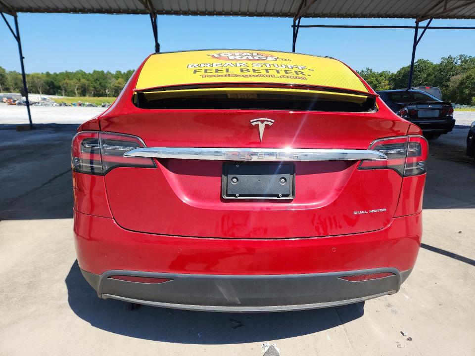 2020 Tesla Model X მანქანა იყიდება აუქციონზე, vin: 5YJXCDE22LF272076, აუქციონის ნომერი: 68594136