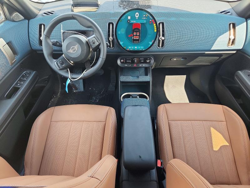 69814206 :رقم المزاد ، WMZ23GA04S7S75064 vin ، 2025 Mini Countryman مزاد بيع