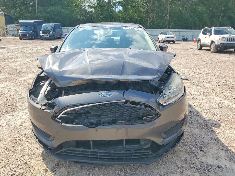 68515006 :رقم المزاد ، 1FADP3F21GL260817 vin ، 2016 Ford Focus مزاد بيع