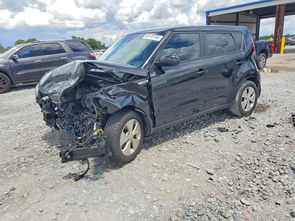 68149706 :رقم المزاد ، KNDJN2A26F7812615 vin ، 2015 Kia Soul مزاد بيع