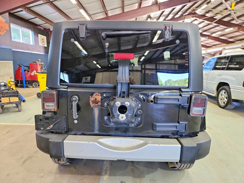 68288466 :رقم المزاد ، 1C4BJWEG9CL134538 vin ، 2012 Jeep Wrangler Unlimited مزاد بيع