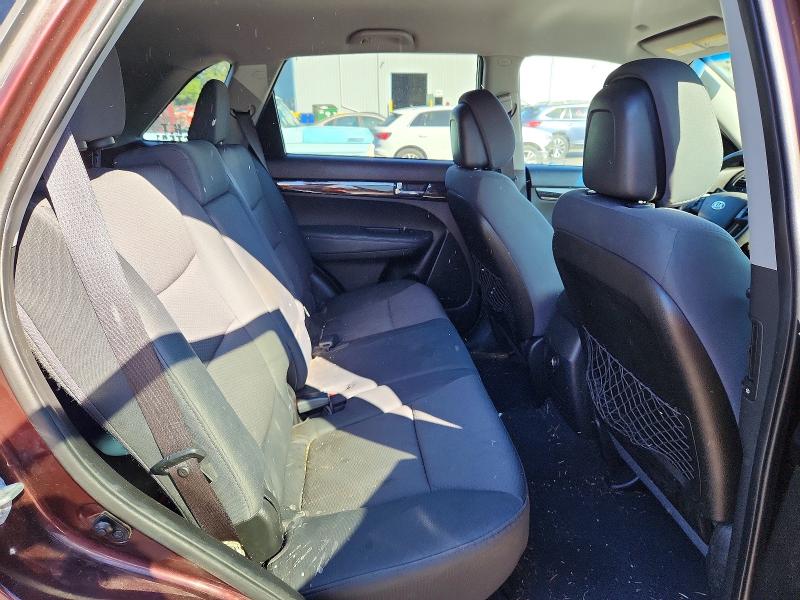 70826346 :رقم المزاد ، 5XYKTDA65DG339590 vin ، 2013 Kia Sorento مزاد بيع