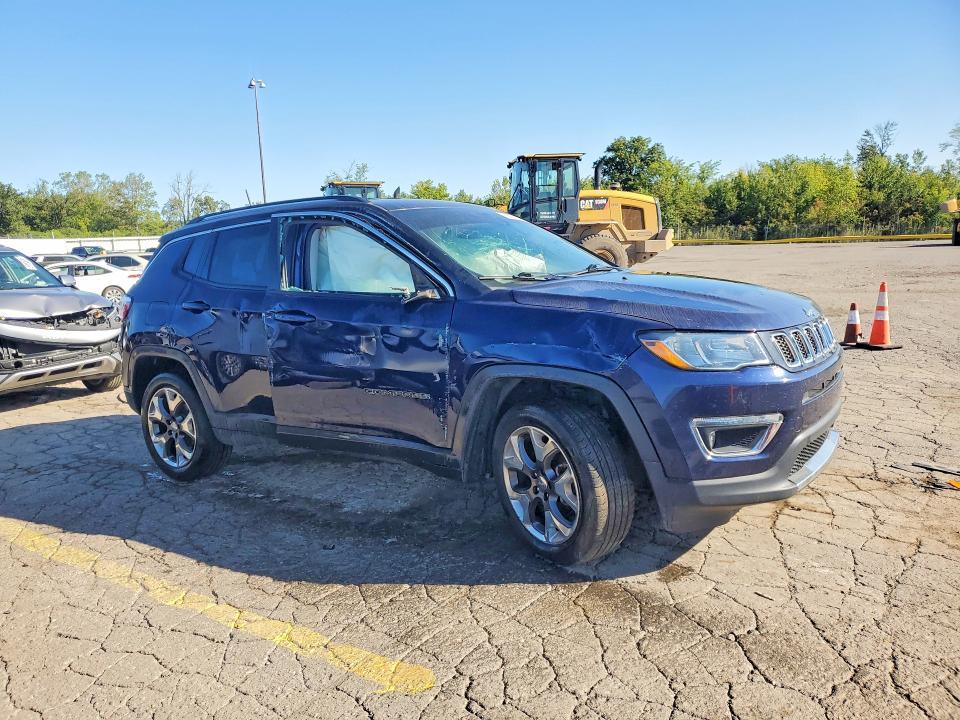 68383156 :رقم المزاد ، 3C4NJDCB1LT116841 vin ، 2020 Jeep Compass مزاد بيع