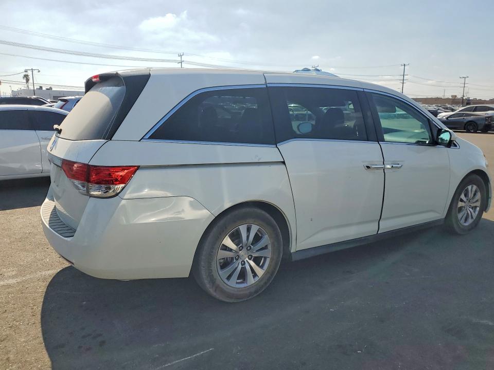 68489956 :رقم المزاد ، 5FNRL5H69FB053780 vin ، 2015 Honda Odyssey مزاد بيع