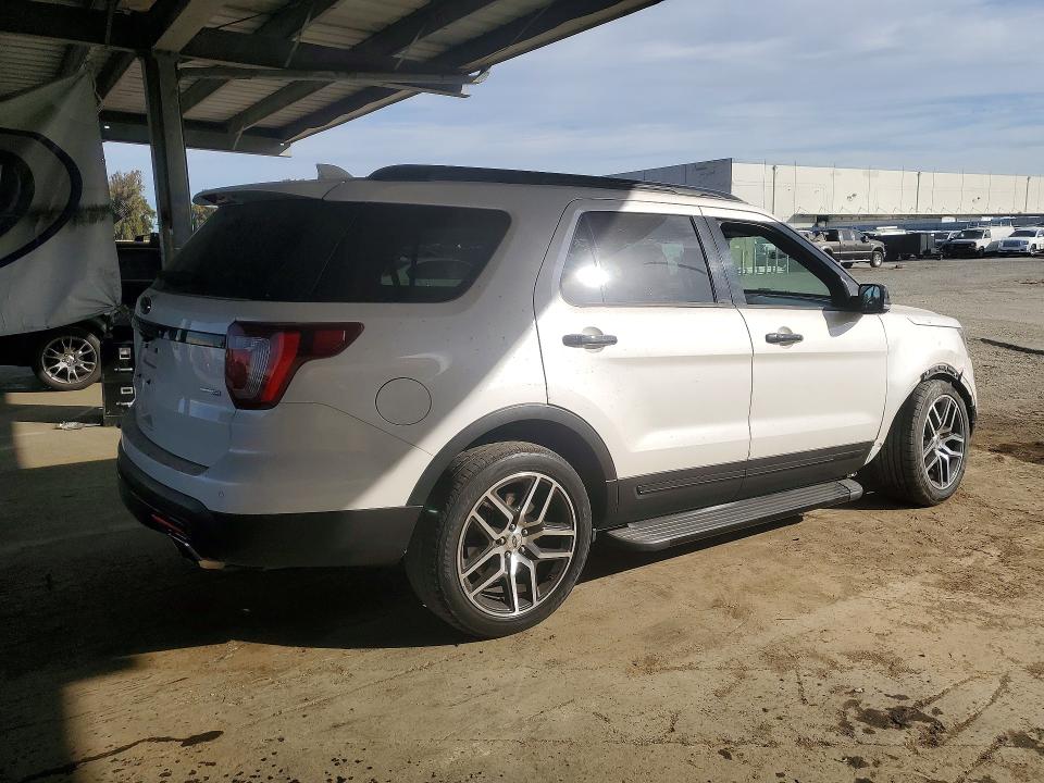 2017 Ford Explorer მანქანა იყიდება აუქციონზე, vin: 1FM5K8GTXHGD42309, აუქციონის ნომერი: 68155116